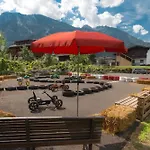 - Premium Mountain&garden Hotel apartamentowy