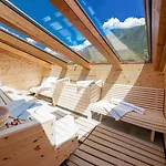 - Premium Mountain&garden 4* Mayrhofen