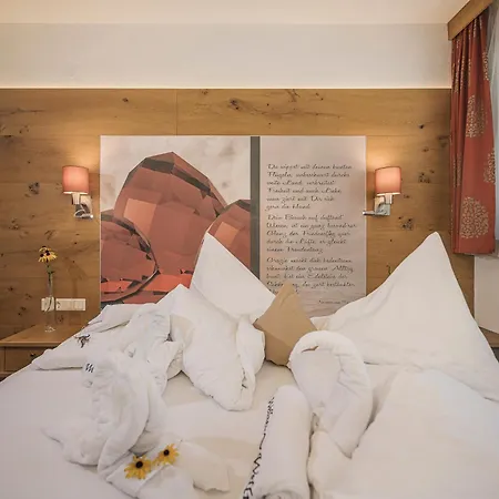 Apart Central Aparthotel 4*