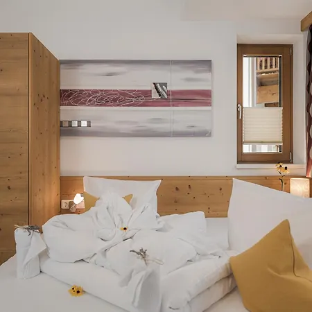 - Premium Mountain&garden مايرهوفن