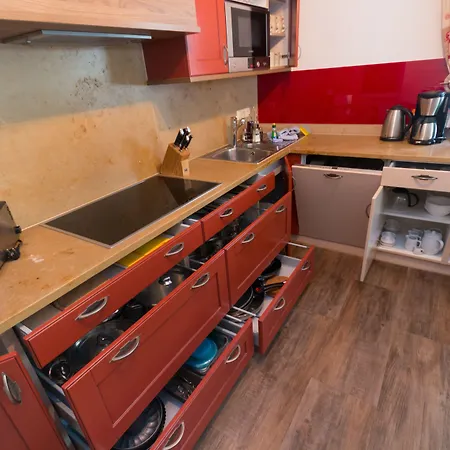 - Premium Mountain&garden Майрхофен