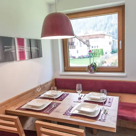 - Premium Mountain&garden