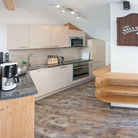 - Premium Mountain&garden