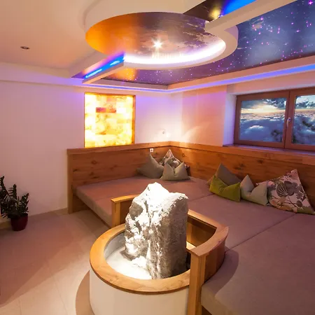 Ξενοδοχείο με διαμερίσματα - Premium Mountain&garden 4*