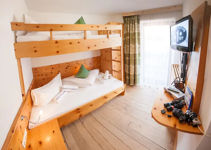 – Premium Mountain&garden 4* Mayrhofen
