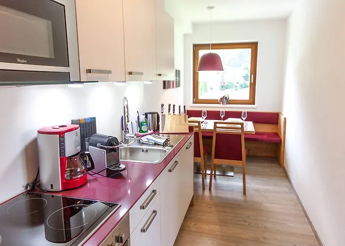 - Premium Mountain&garden Apartmanhotel Mayrhofen