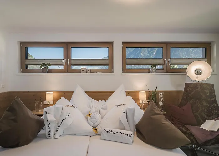 - Premium Mountain&garden 4* Mayrhofen