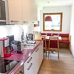 - Premium Mountain&garden Lejlighedshotel Mayrhofen